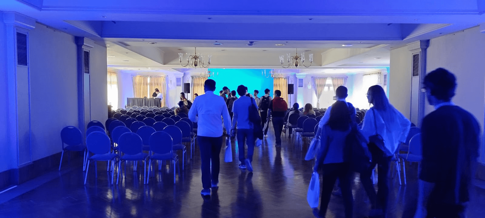 El equipo de investigación sobre islas de calor del Instituto de Investigación en Desarrollo Sostenible (IDI-DS) participó en el IEEE ARGENCON, el Congreso Bienal premium de la Sección Argentina del IEEE, presentando un póster sobre su más reciente trabajo.